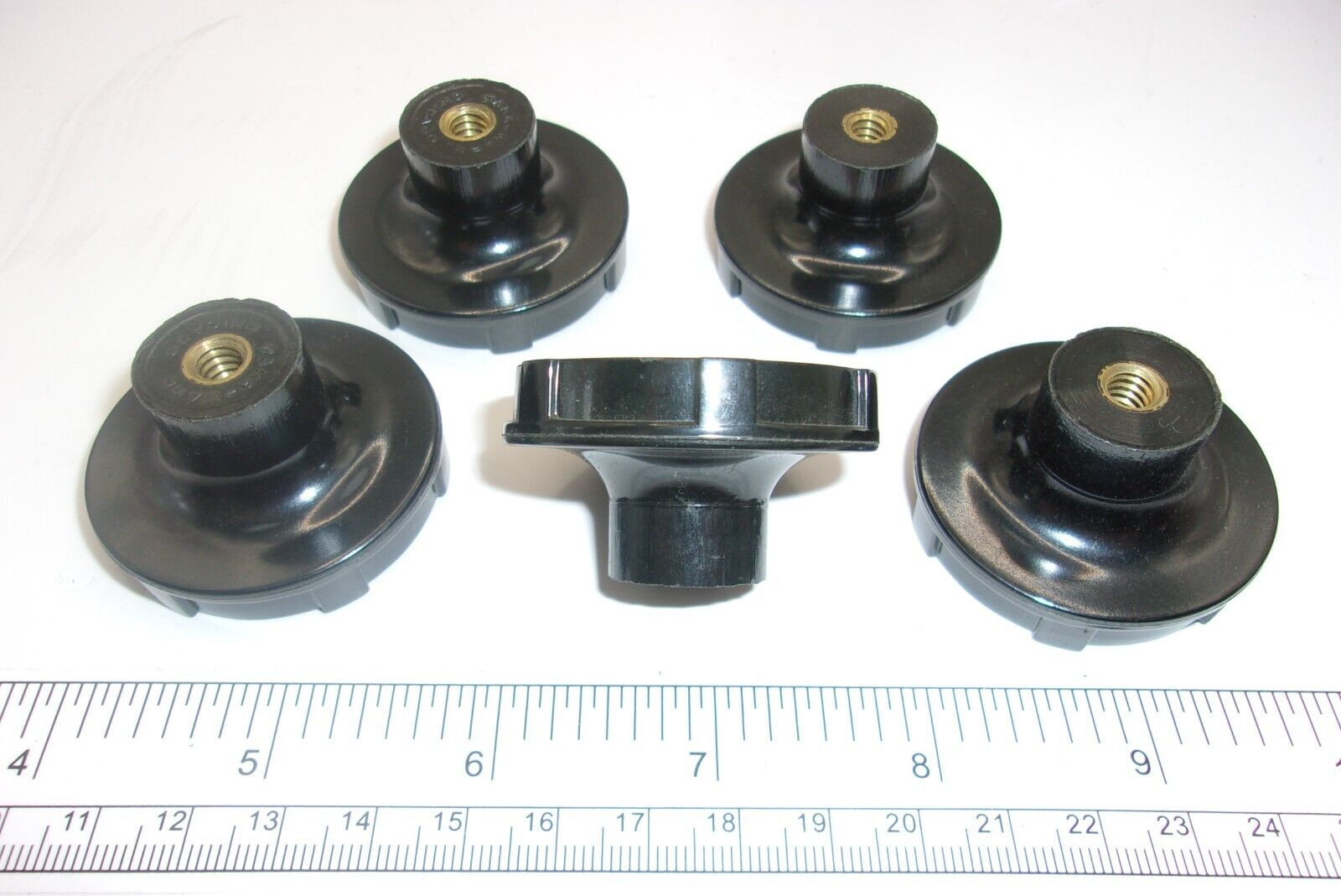 (PACK OF 5) DAKA-WARE 1/4-28 FEMALE THREAD FLUTTED KNOB, 0026B