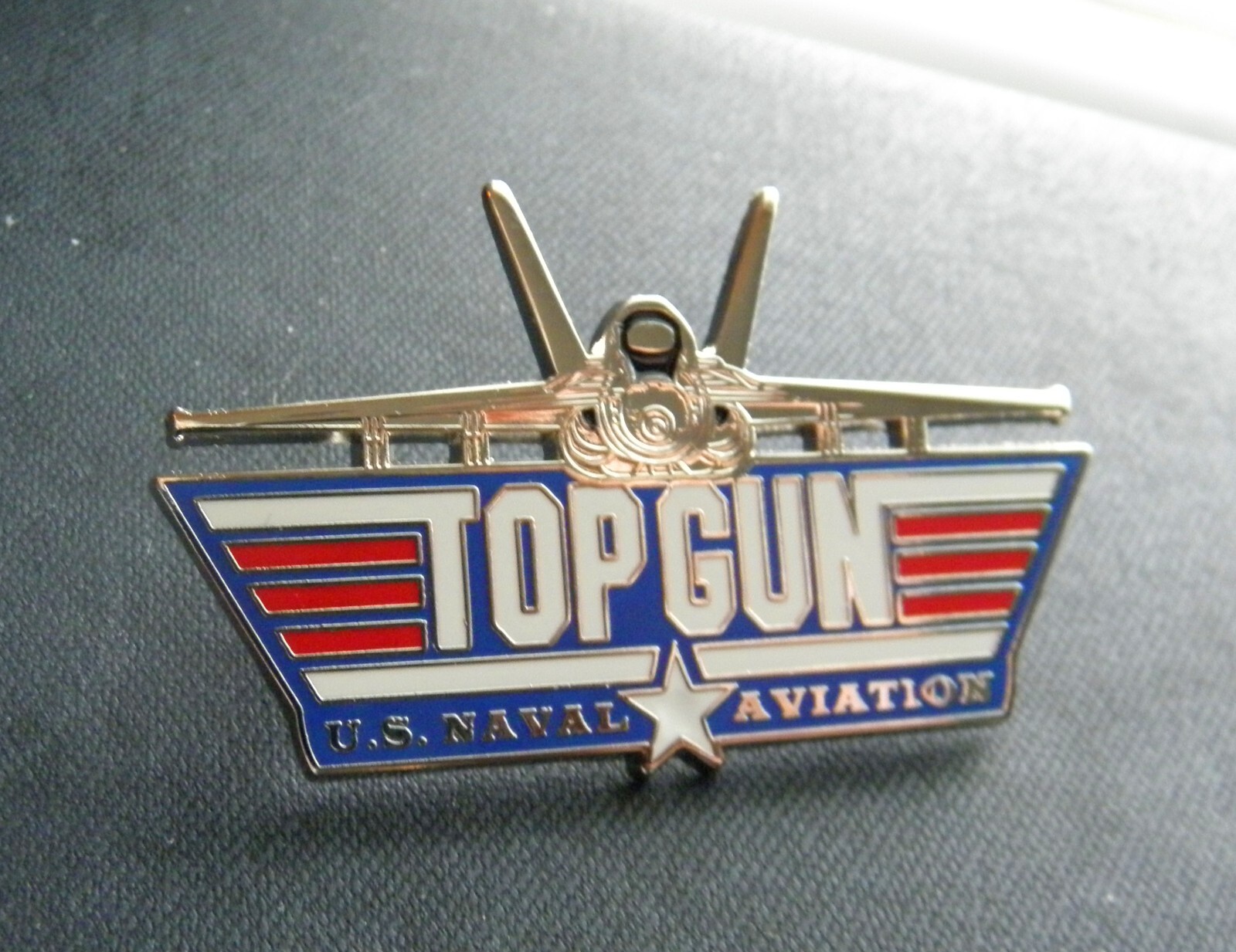 TOP GUN NAVAL AVIATION LAPEL PIN 2.2 INCHES US NAVY USN TOM CRUISE MAVERICK