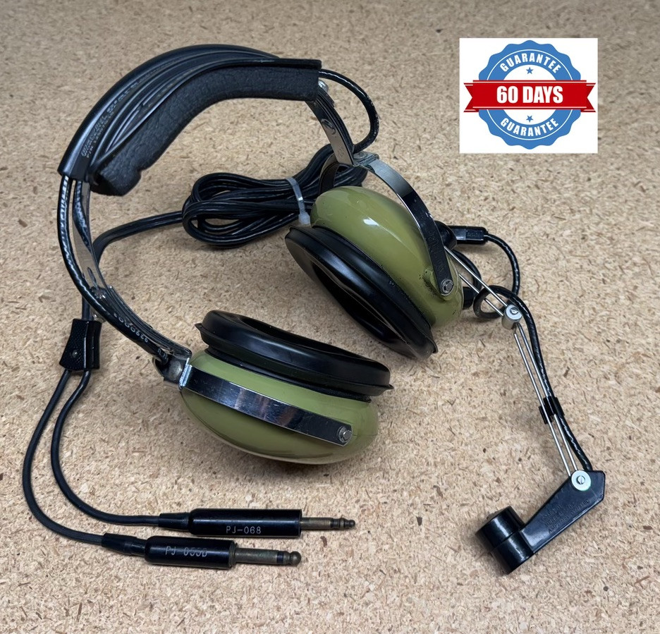 David Clark Co. Inc. Model H10-30 Aviation Headset - Dual Plug