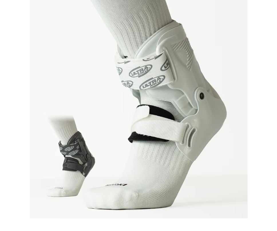 Ultra Zoom Ankle Brace for Injury Prevention - Size S/M