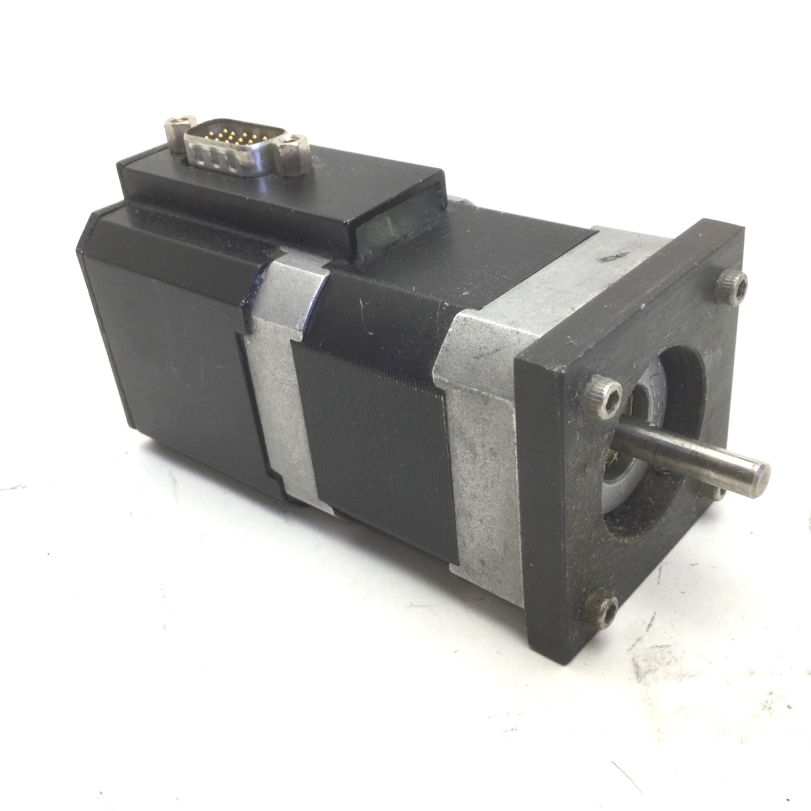 Quicksilver SIlverMax QCI-17H-3-E-01 Servo Motor, 48VDC, 4A, Nema 17, 15-PIN