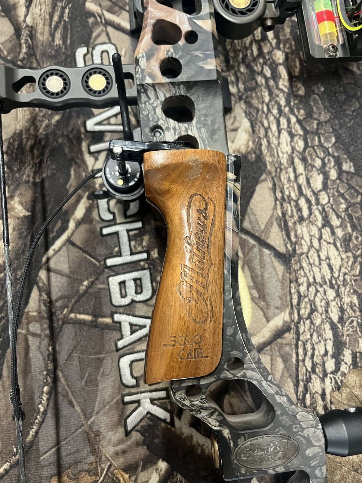 Mathews Solocam Switchback Bow With Case, sight ,and much more!