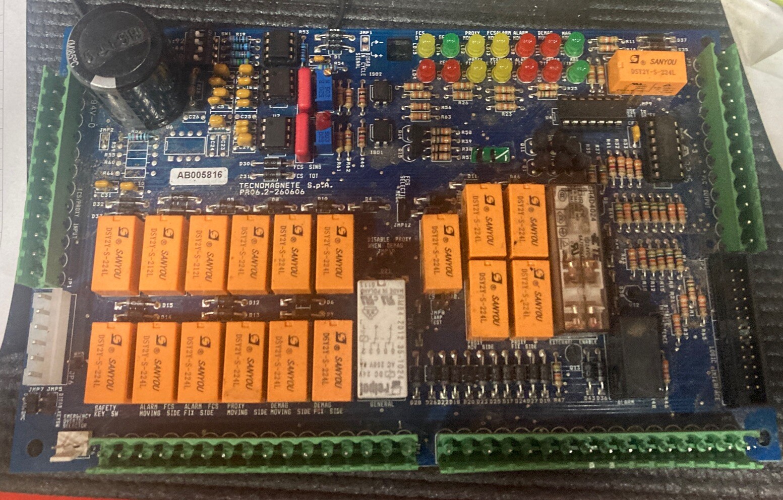 TECHNOMAGNETE PR06.2-260606 RELAY CIRCUIT BOARD For Parts. Free Shipping