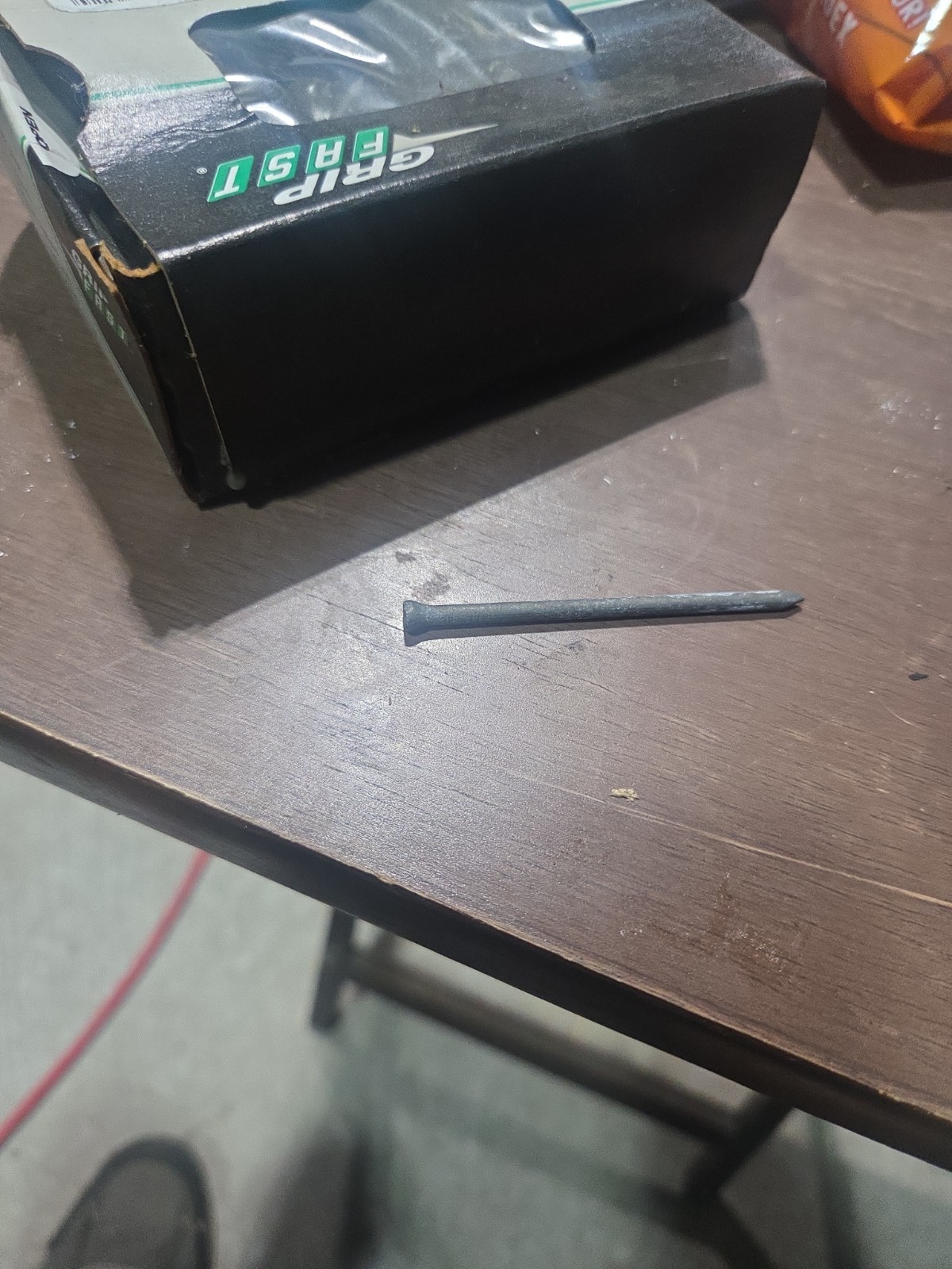 1 Lb. Grip Fast Hot-Dip Galvanized Nails 8D 2 1/2"