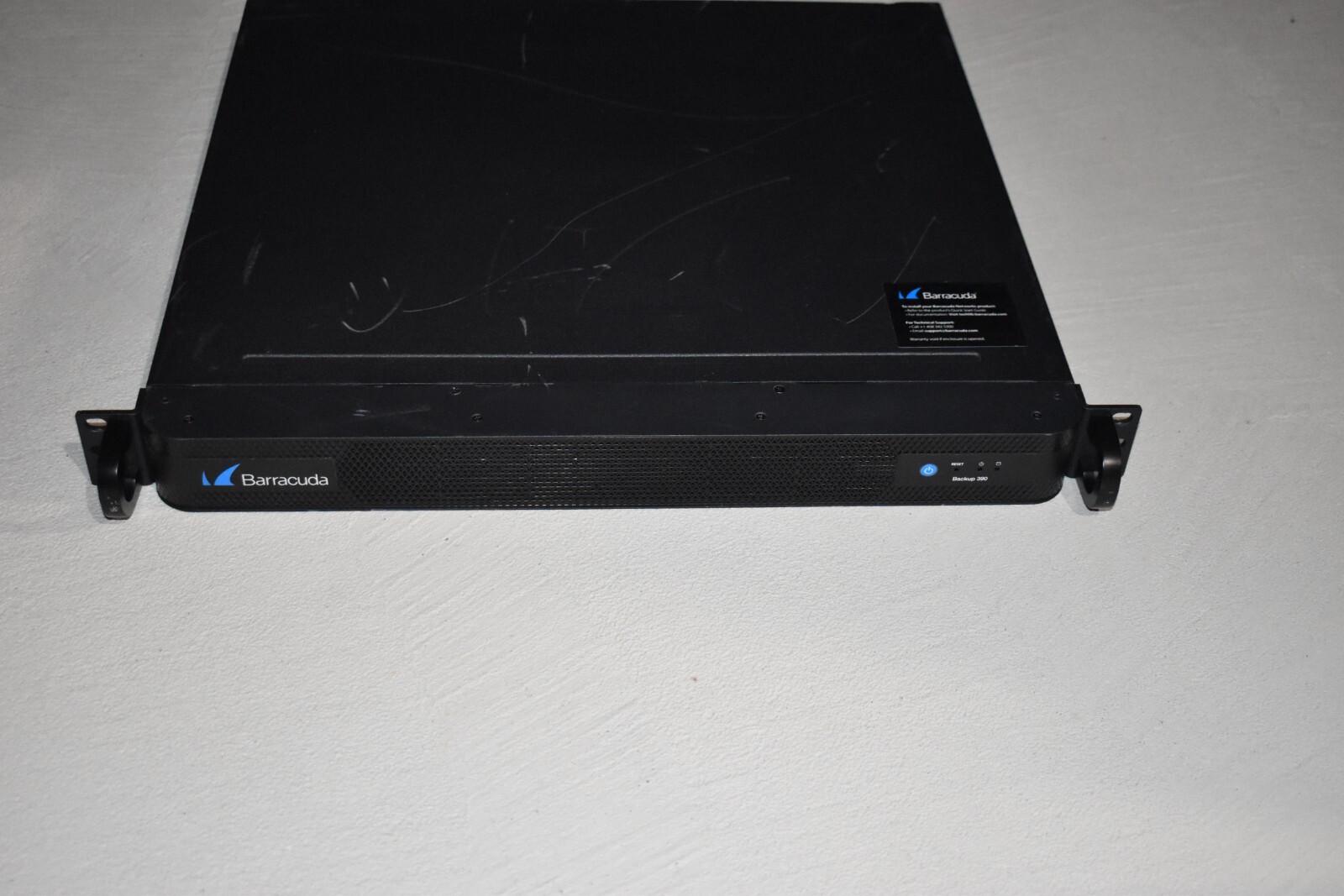 Barracuda 5-port Gigabit Rackmount PFsense Firewall Intel G3900 AES-NI 8GB DDR4