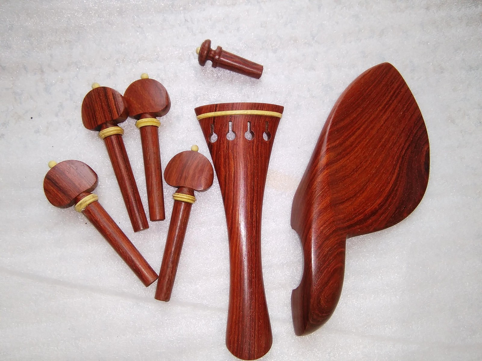 1 Set Rosewood Violin Parts 4/4 Including Tailpiece Pegs Chin Rest Fiddle Parts