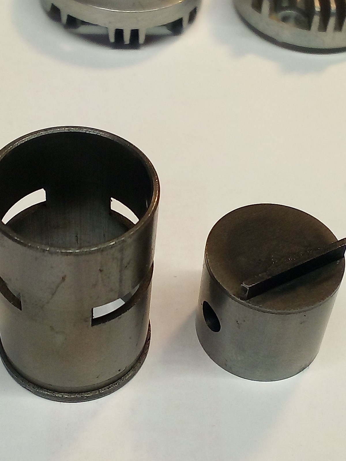 Enya Model Engine Parts 29 - 35 - 40? See Pictures