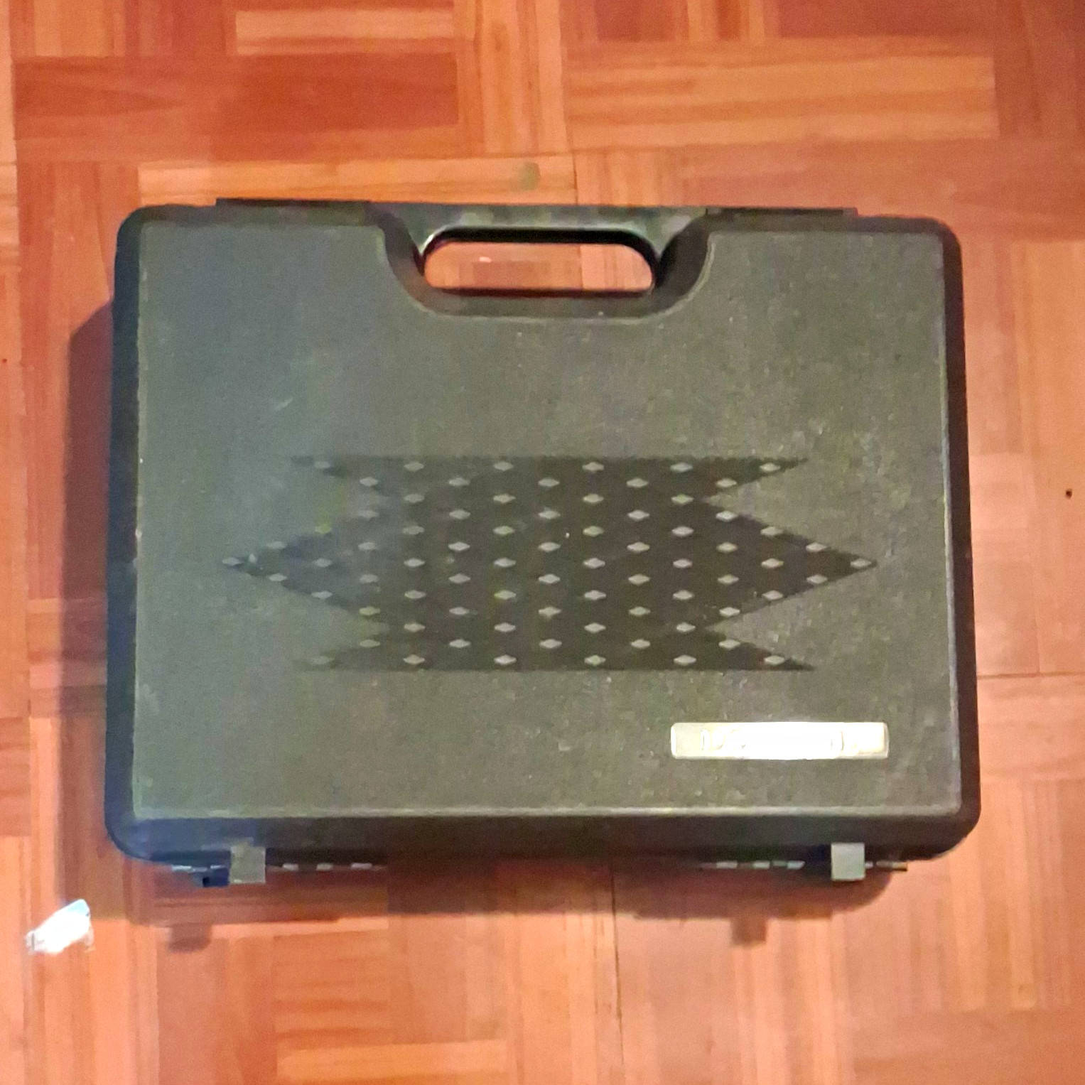 Vintage Doskocil Hard Shell Gun Case Egg Crate Foam