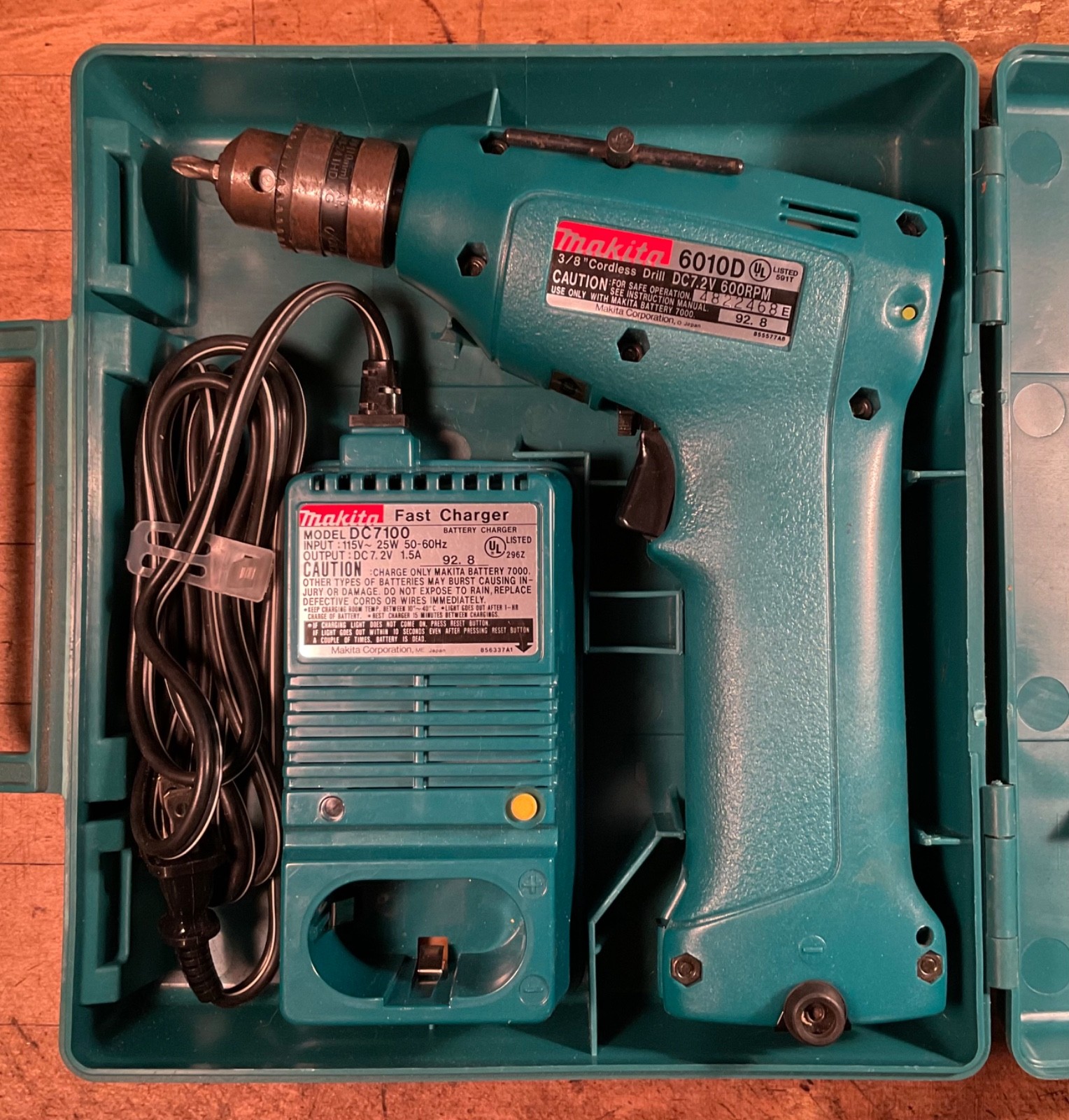 Makita 6010D 7.2V 3/8” Cordless Drill with Charger & Case, No Battery, Tested