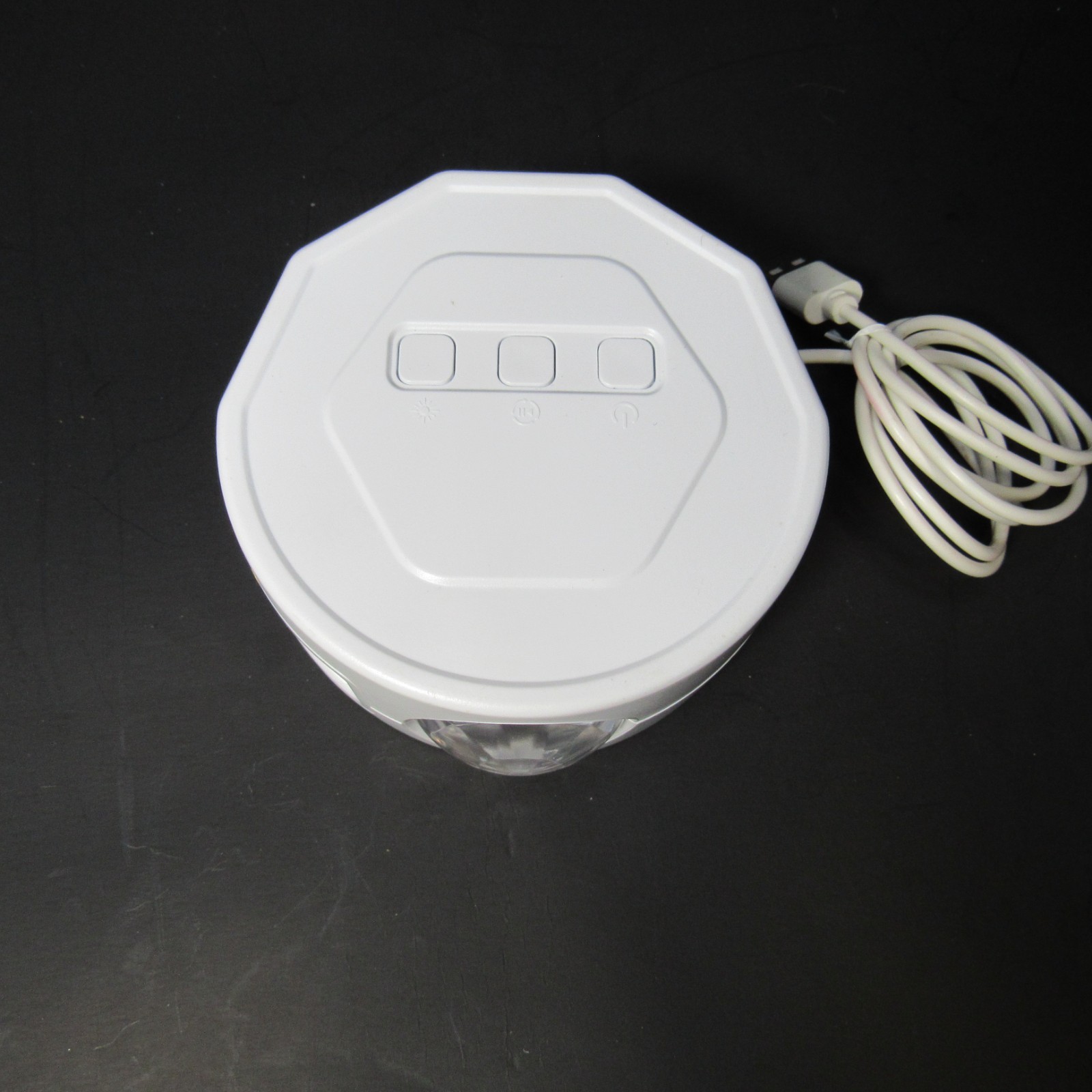 USB LED Light Show Projector–White–Tested & Working–Multiple Modes–USB Cord Incl