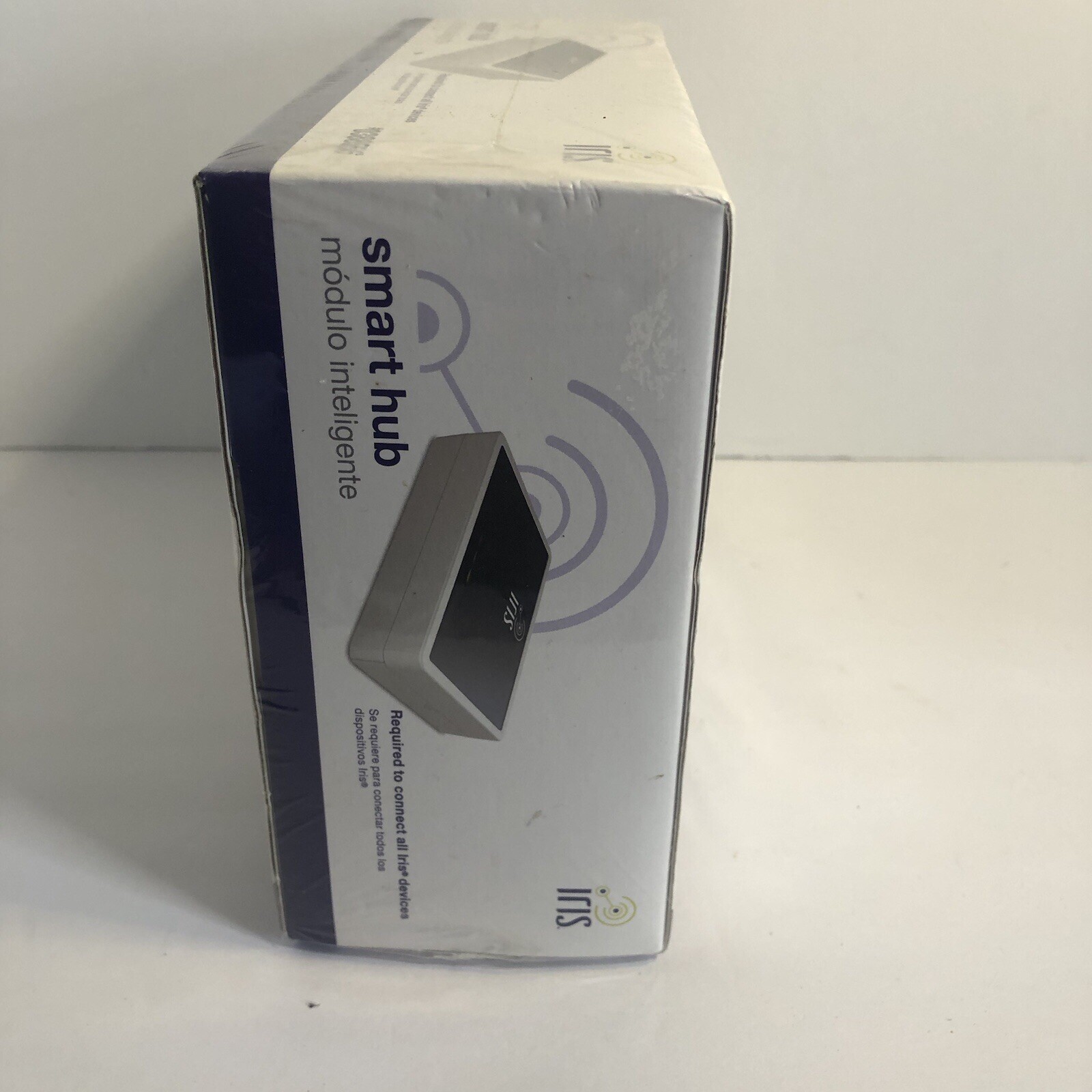 Iris Smart Hub. Includes Power Cord, Ethernet Cord. Factory Sealed