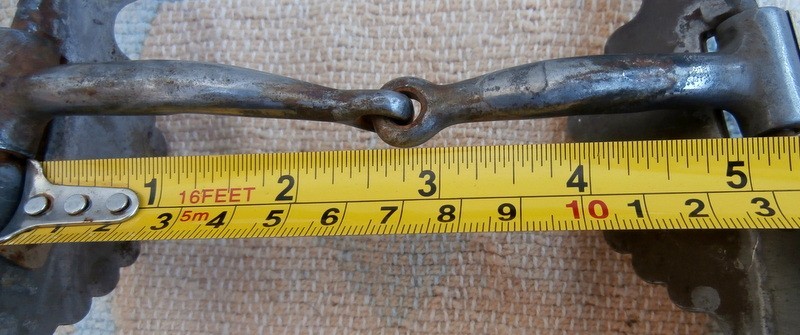 Shank Snaffle Iron Horse Bit Silver Scroll Design Copper Dots Lip Chains