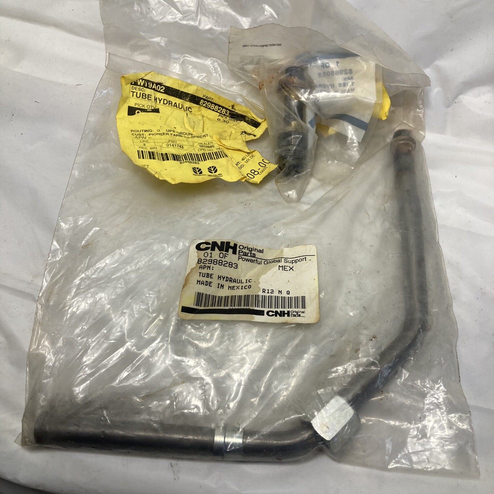 New Holland Ford Hydraulic Tube Part 82988283 + 82988055 CNH
