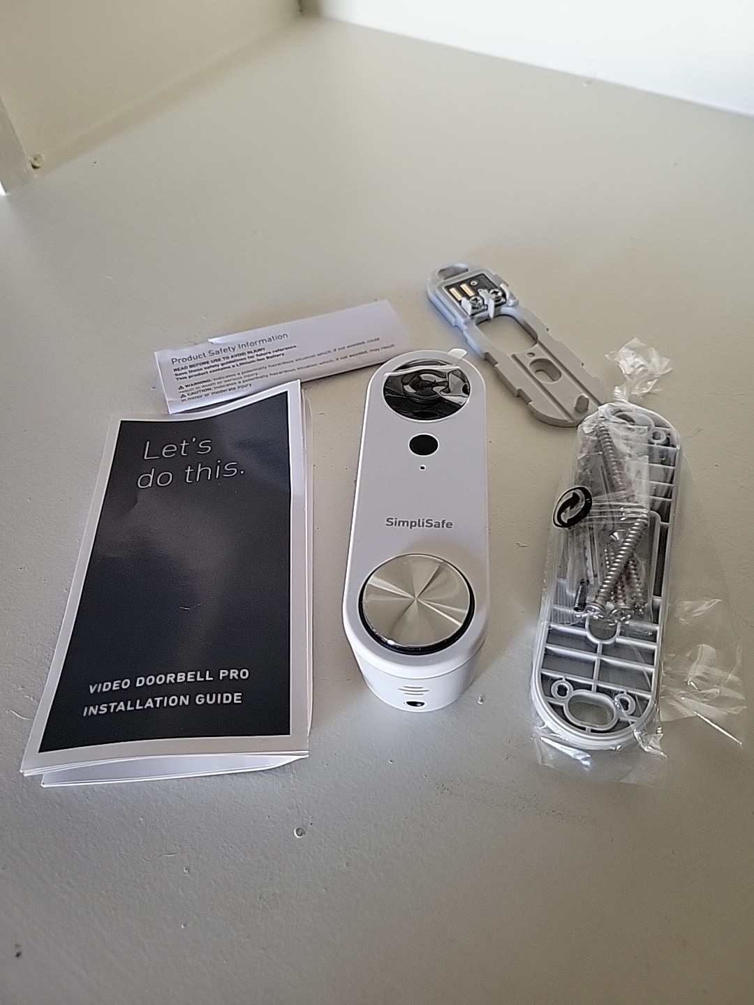 SimpliSafe SimpliCam Video Doorbell Pro SSDB3 (Wired) Open Box