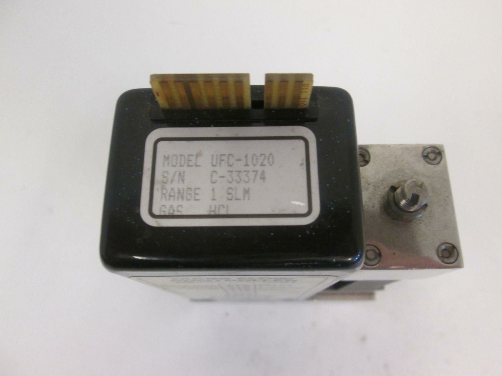 Unit UFC-1020 Mass Flow Controller MFC, HCL, 1 SLM