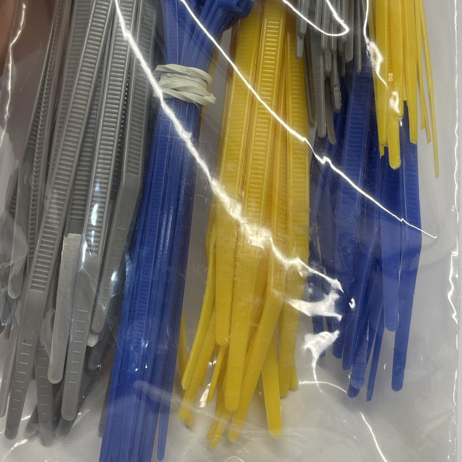 Utilitech Multiple Sizes Nylon Zip Ties Multiple Colors/Finishes (200-Pack) New