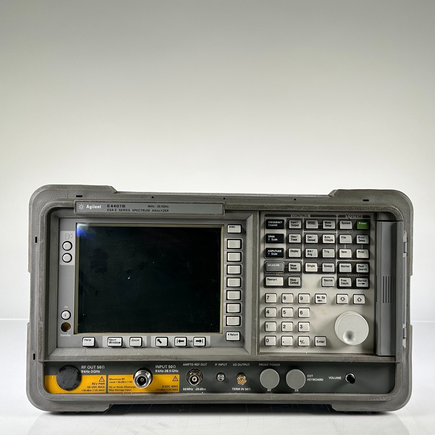 Agilent E4407B ESA-E Spectrum Analyzer w/ Options: 1D5, 1DR, A4H, AYZ, B72