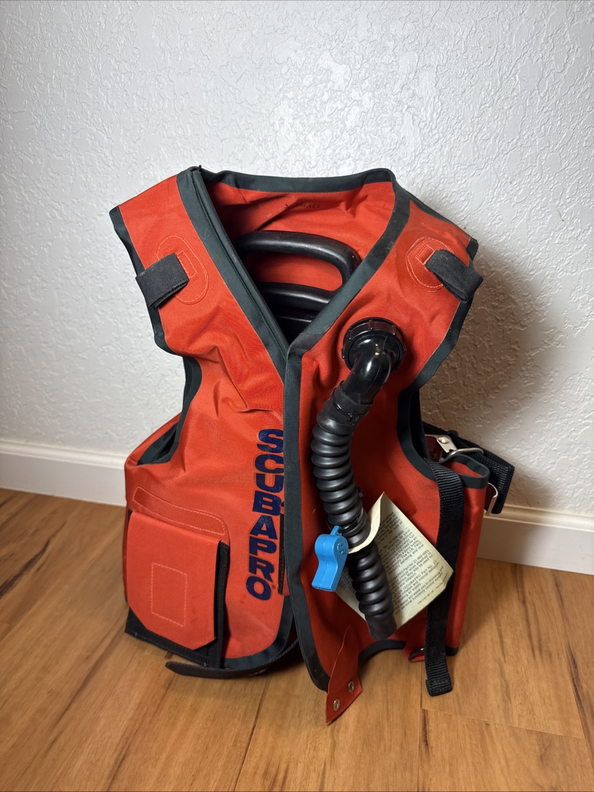 ScubaPro Neon Orange BCD Tank Holder Vest Scuba Diving Size X SMALL- READ AS IS!