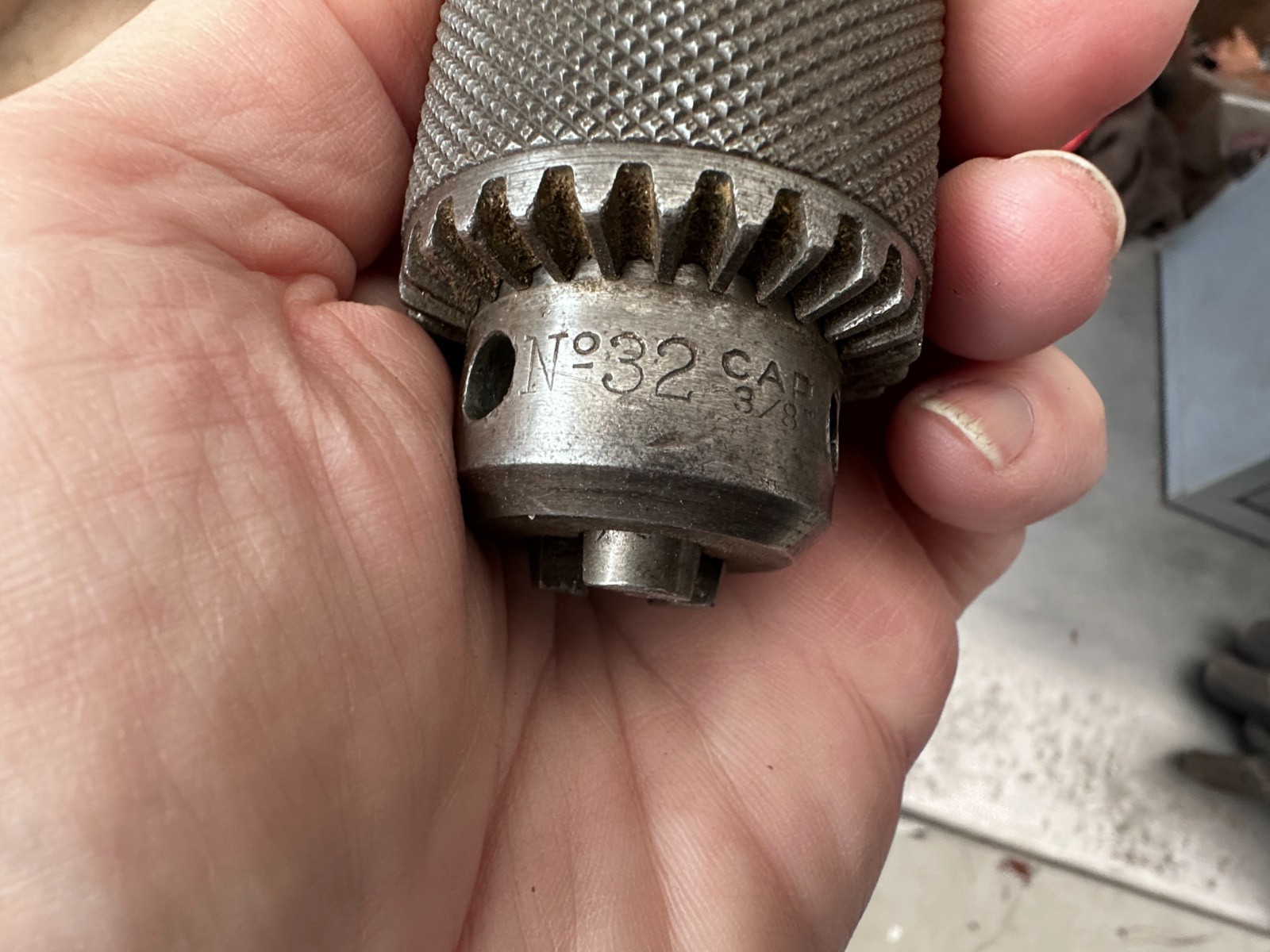 Jacobs No 32 Drill Chuck, 0-3/8" Capacity, #2 MT Shank, Chuck Key Included
