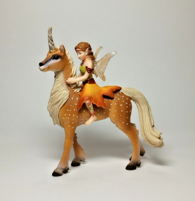 SCHLEICH Bayala  Magical Female Elf on Forest Unicorn - HTF
