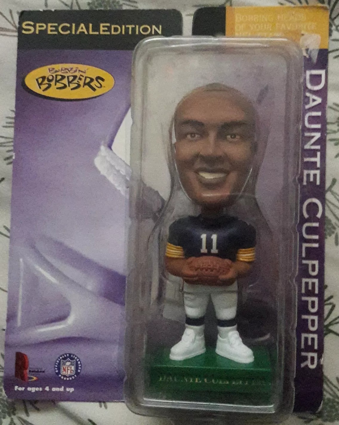 NIP Special Edition Bobbin Bobbers Daunte Culpepper Minnesota Viking bobble head