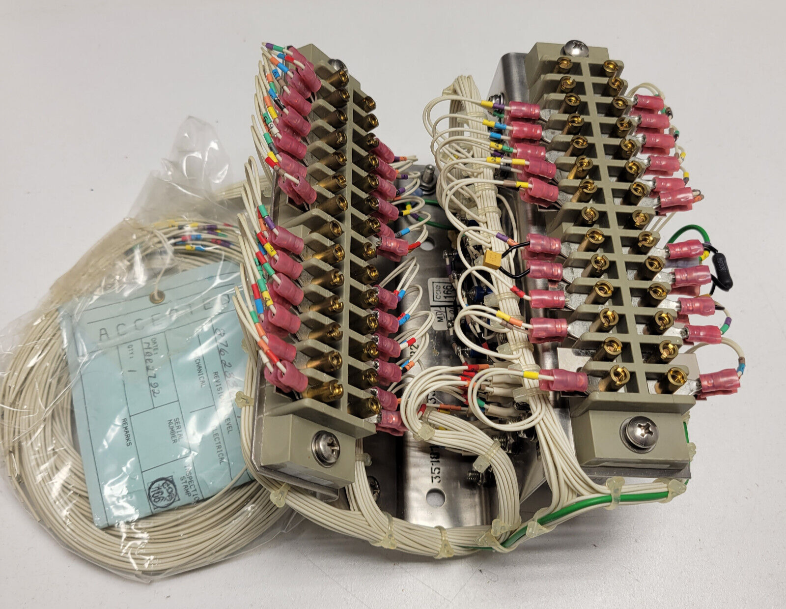 8762336-1 CAE BKT, AUX BELL Wire Harness Assembly