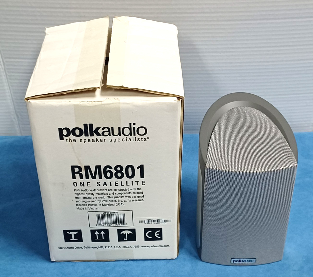 Polk Audio RM6801 NEW Single Speaker in Open Box