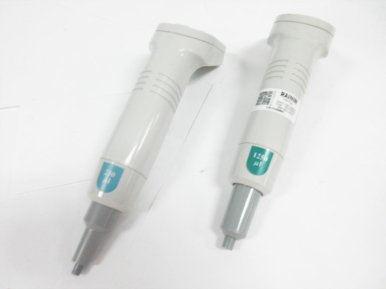 LOT OF 2 MATRIX IMPACT2 SHORTY PIPETTE 250 uL & 1250 uL IMPACT 2 DIGITAL PIPET