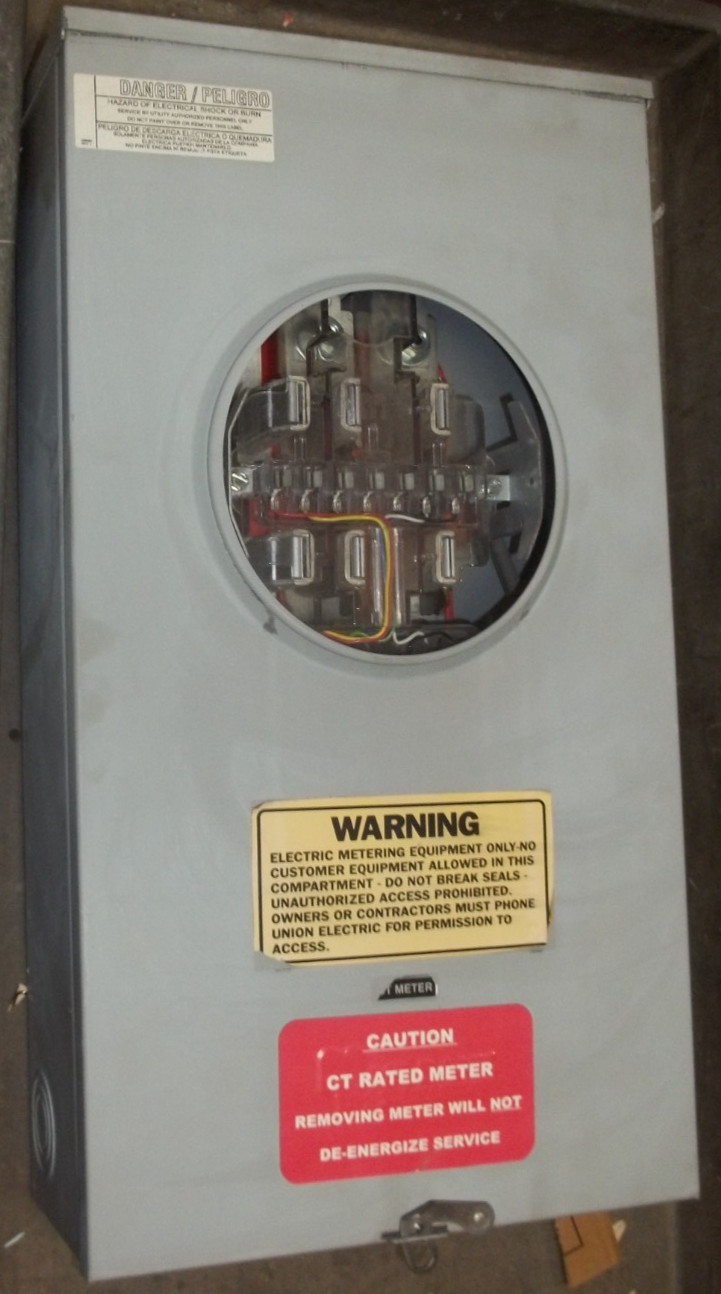 MILBANK UCTRS 20A 4 WIRE 600VAC TRANSFORMER RATED METER SOCKET  BYPASS 3R (103)