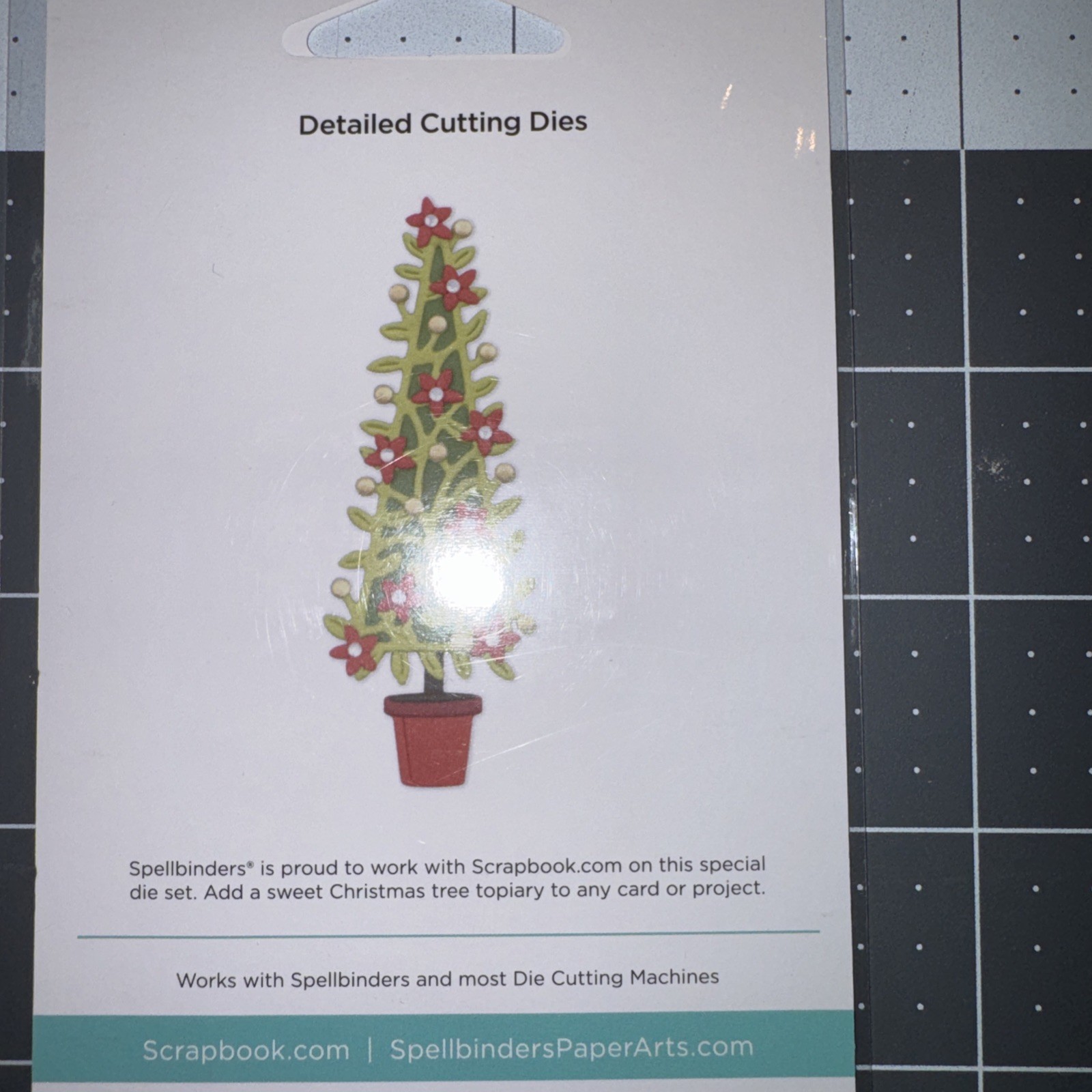 Spellbinders Cutting Dies Christmas Tree Topiary NEW