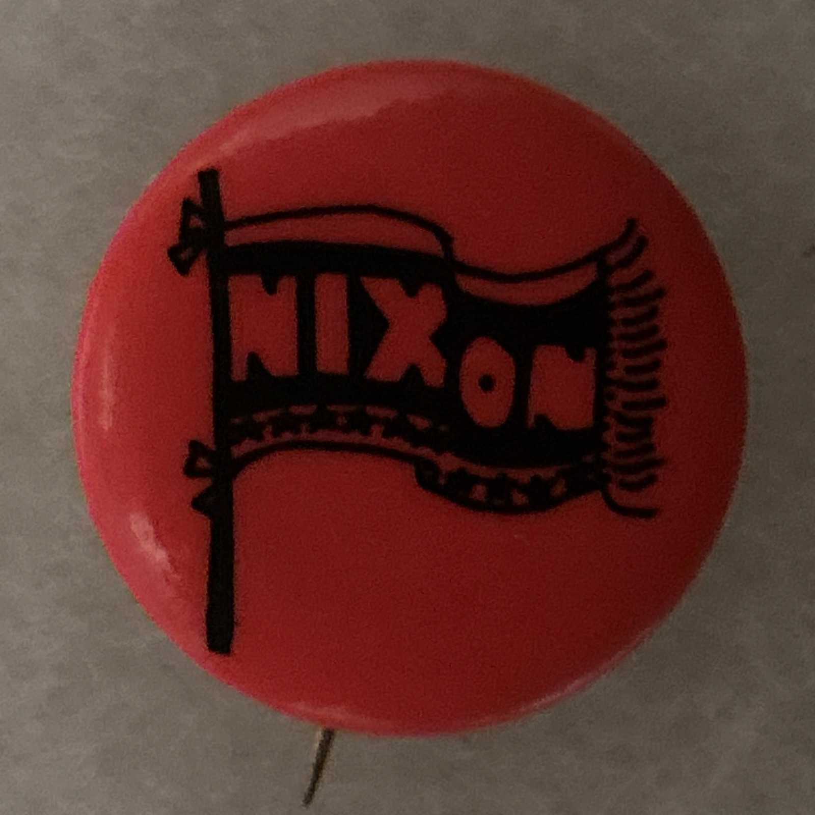 NIXON Flag red  1”  pinback button pin