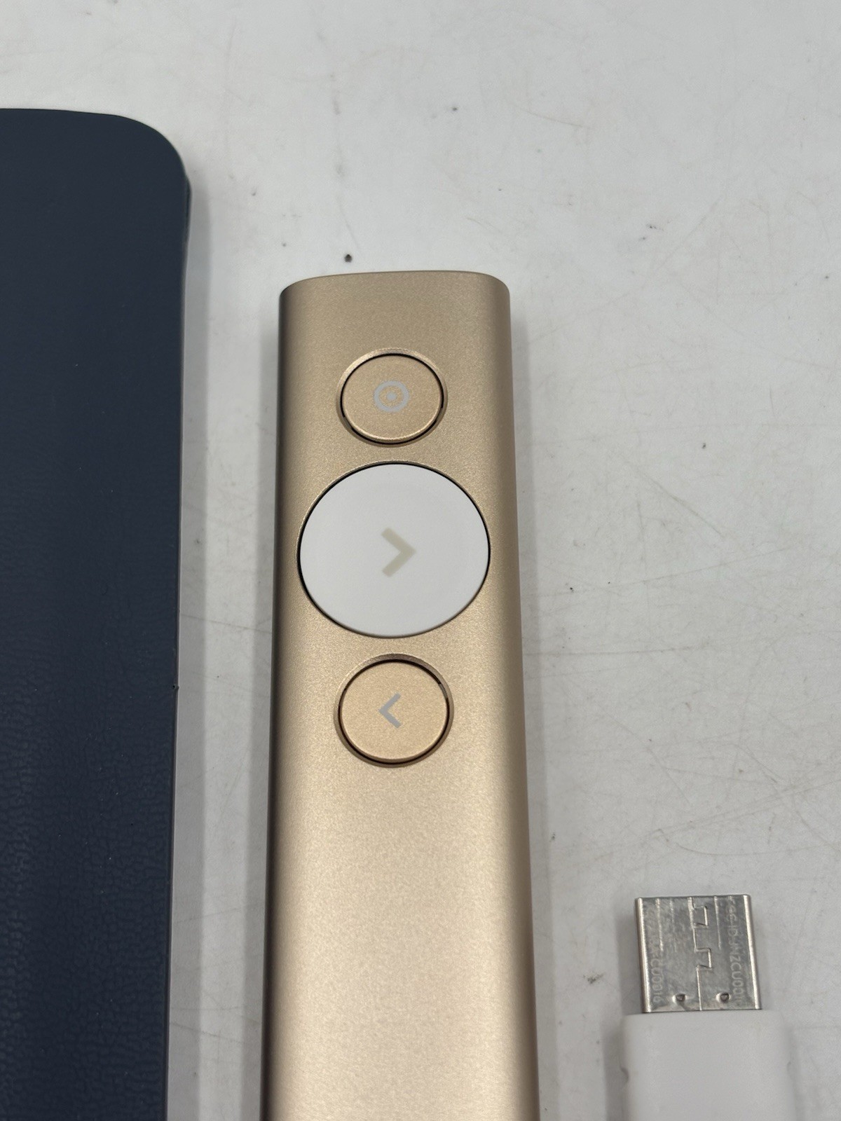 Logitech Spotlight Wireless Presentation Remote - Gold With Receiver No Cord