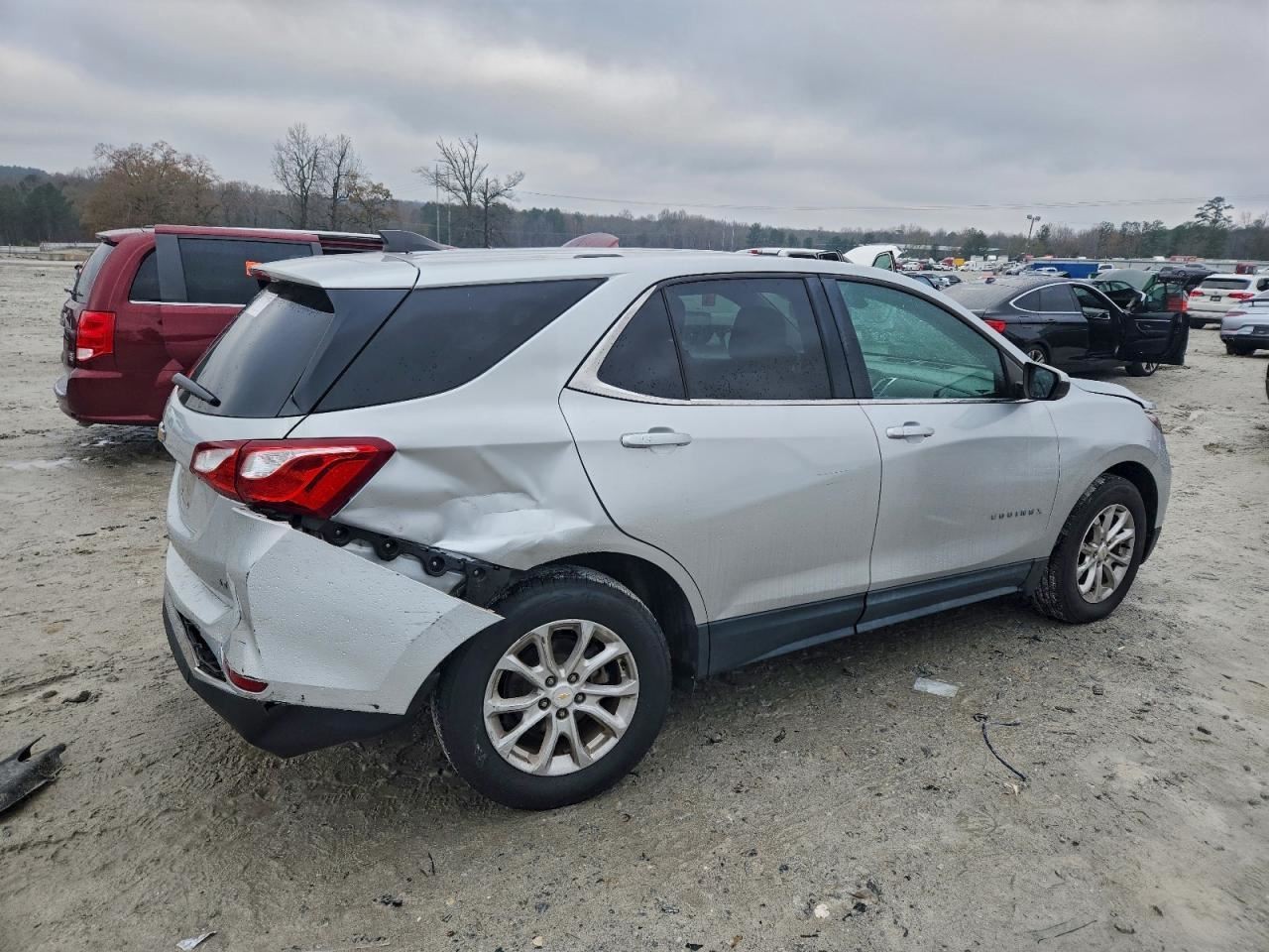 EQUINOX 2018 Glove Box 4920144