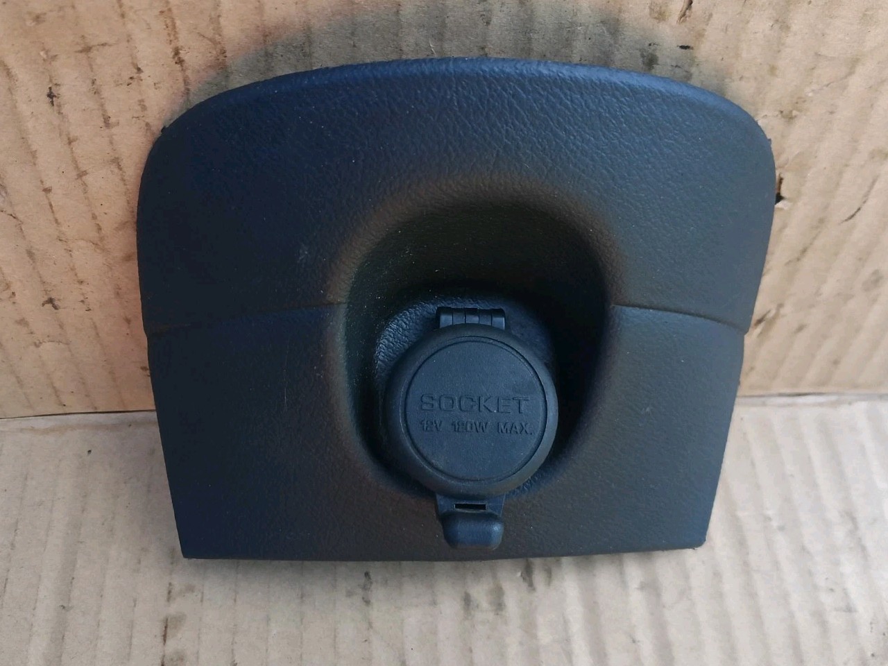 02-05 HONDA CIVIC SI EP3 HATCHBACK 12V CIGARETTE LIGHTER SOCKET 12 VOLT OEM