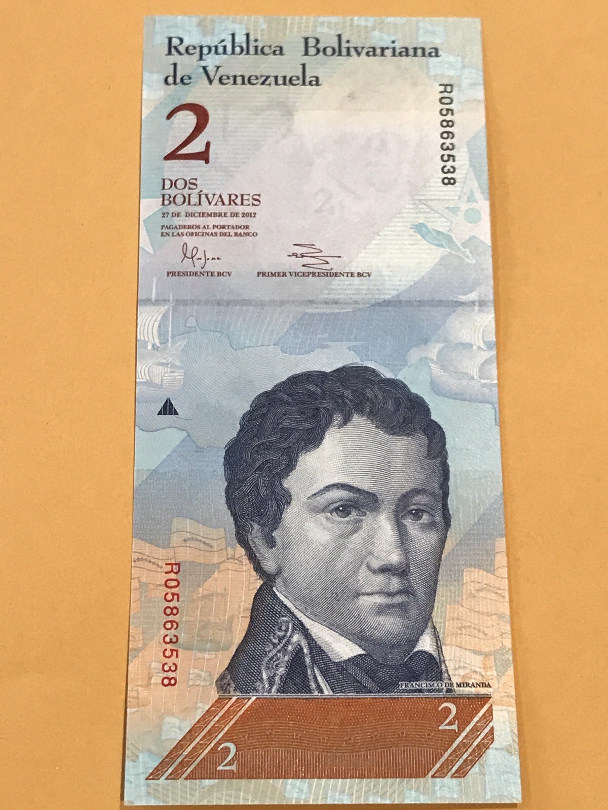 Venezuela 2 Bolivers 2012 December Unc Circulated Paper Money