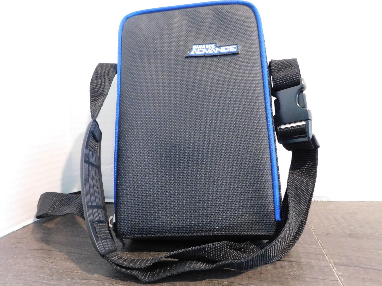 Nintendo Gameboy Advance Carrying Case Vintage Black / Blue Great Condition