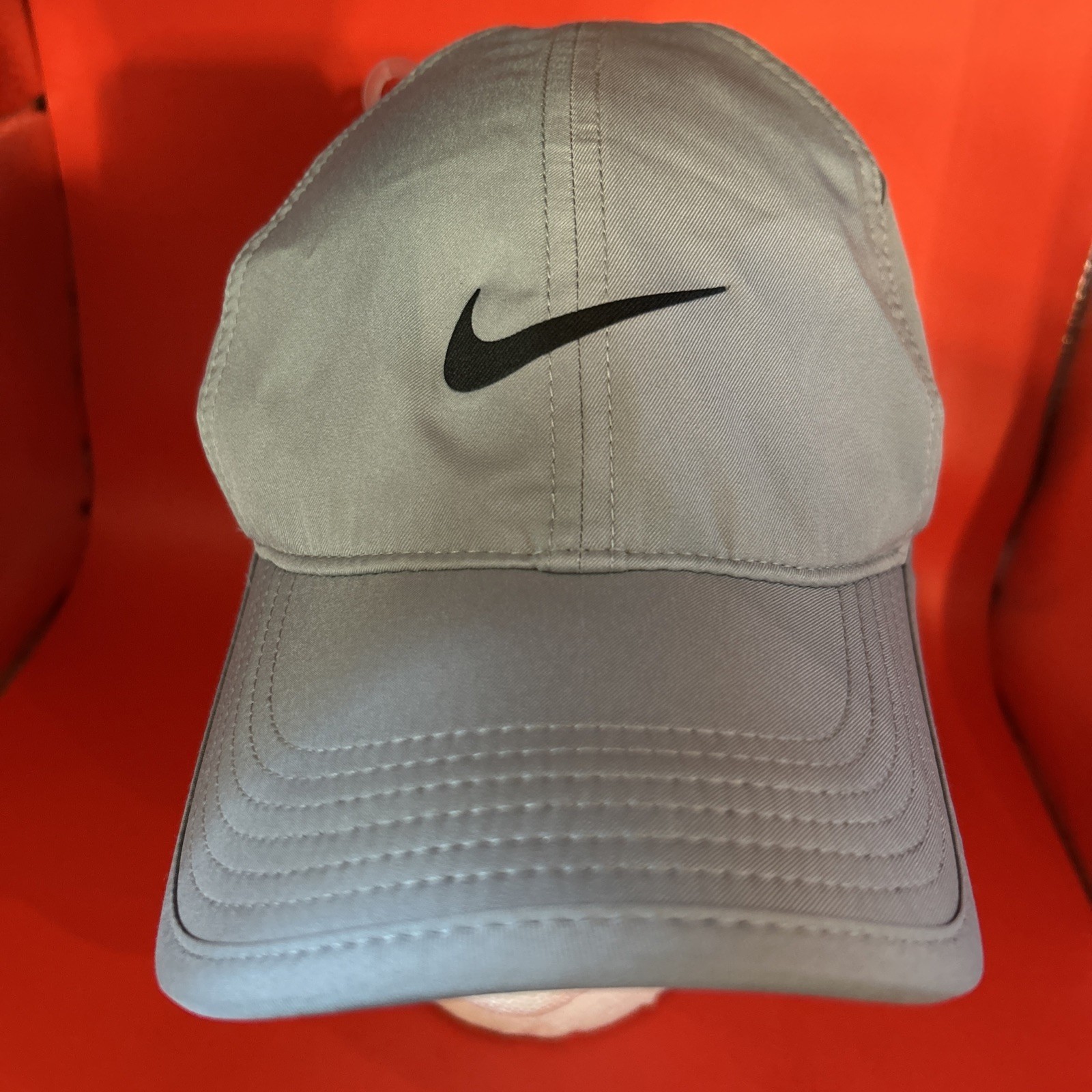 NIKE FEATHERLIGHT Dri-Fit Fitness Workout Running Baseball Hat Cap Gray Adjustab