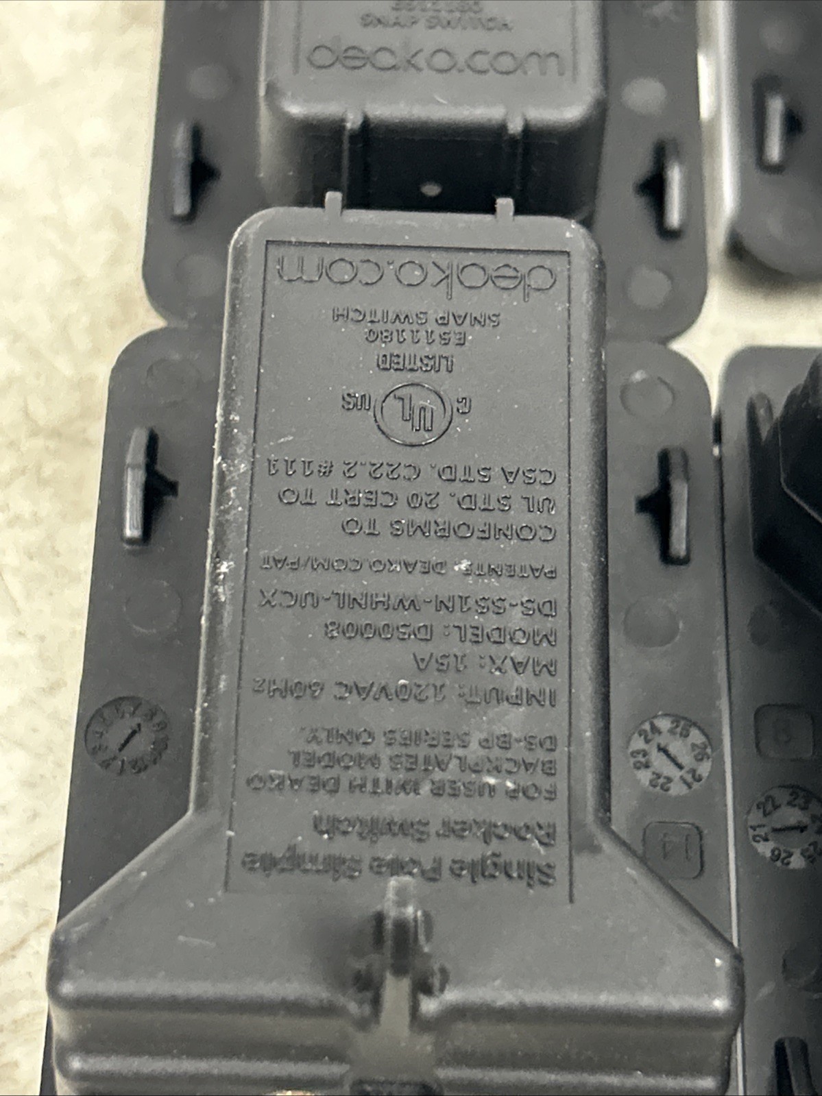 4x Deako Single Pole Simple Rocker Switch Model DS0008