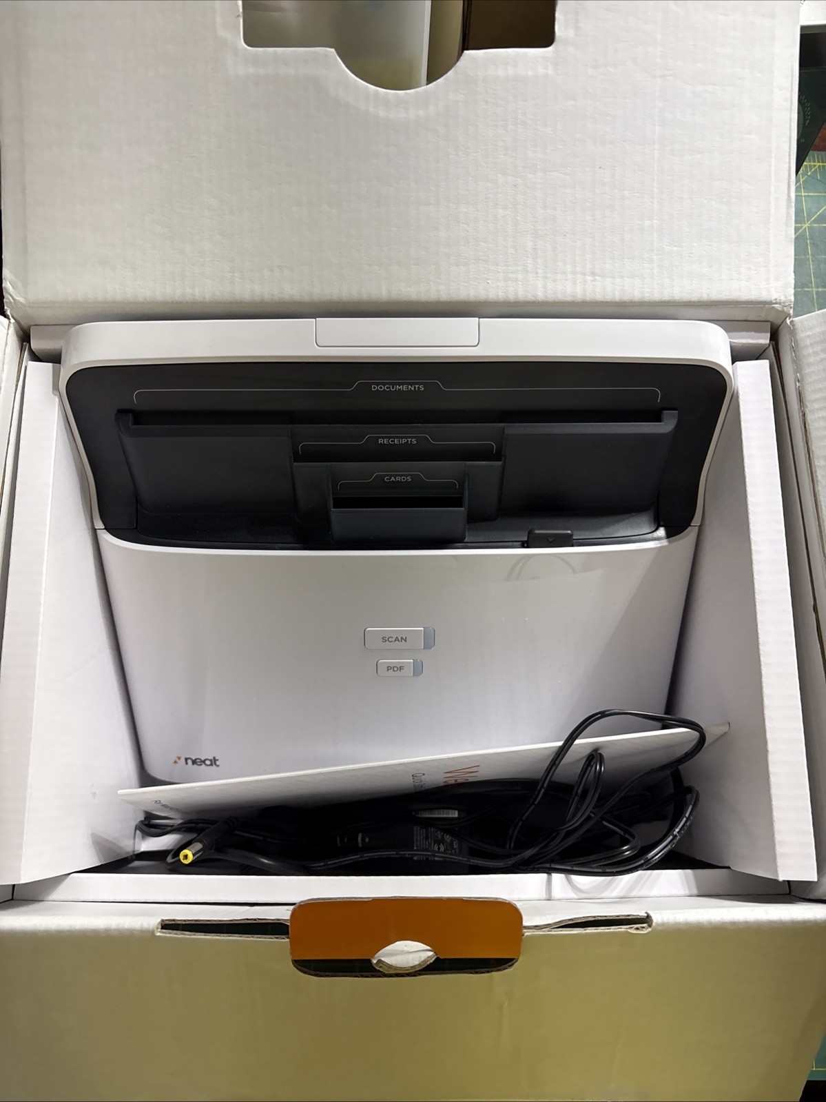 NeatDesk Desktop Scanner and Digital Filing System