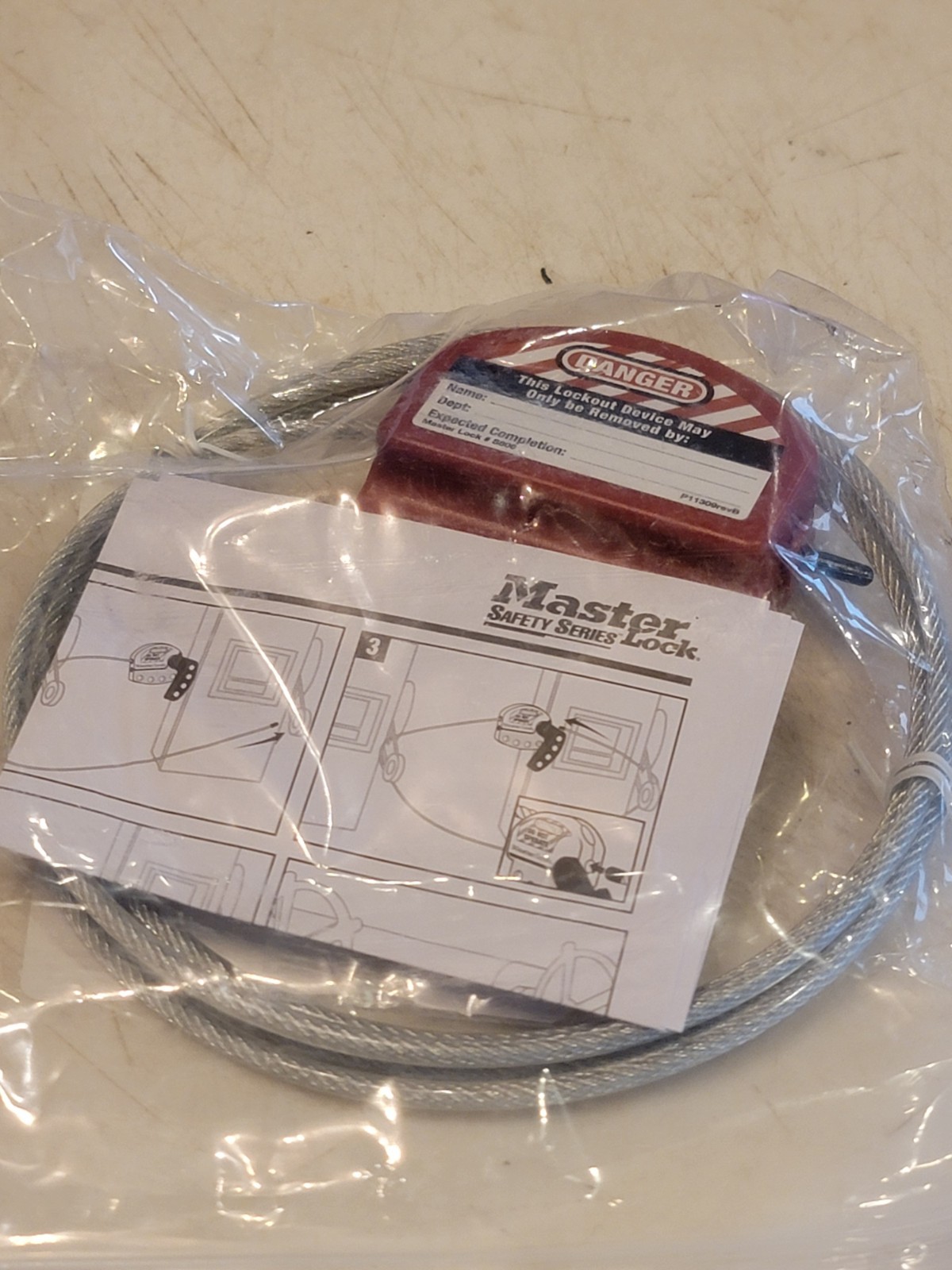 MASTER LOCK S806WWG, 6ADF4, Adjustable Cable Lockout.
