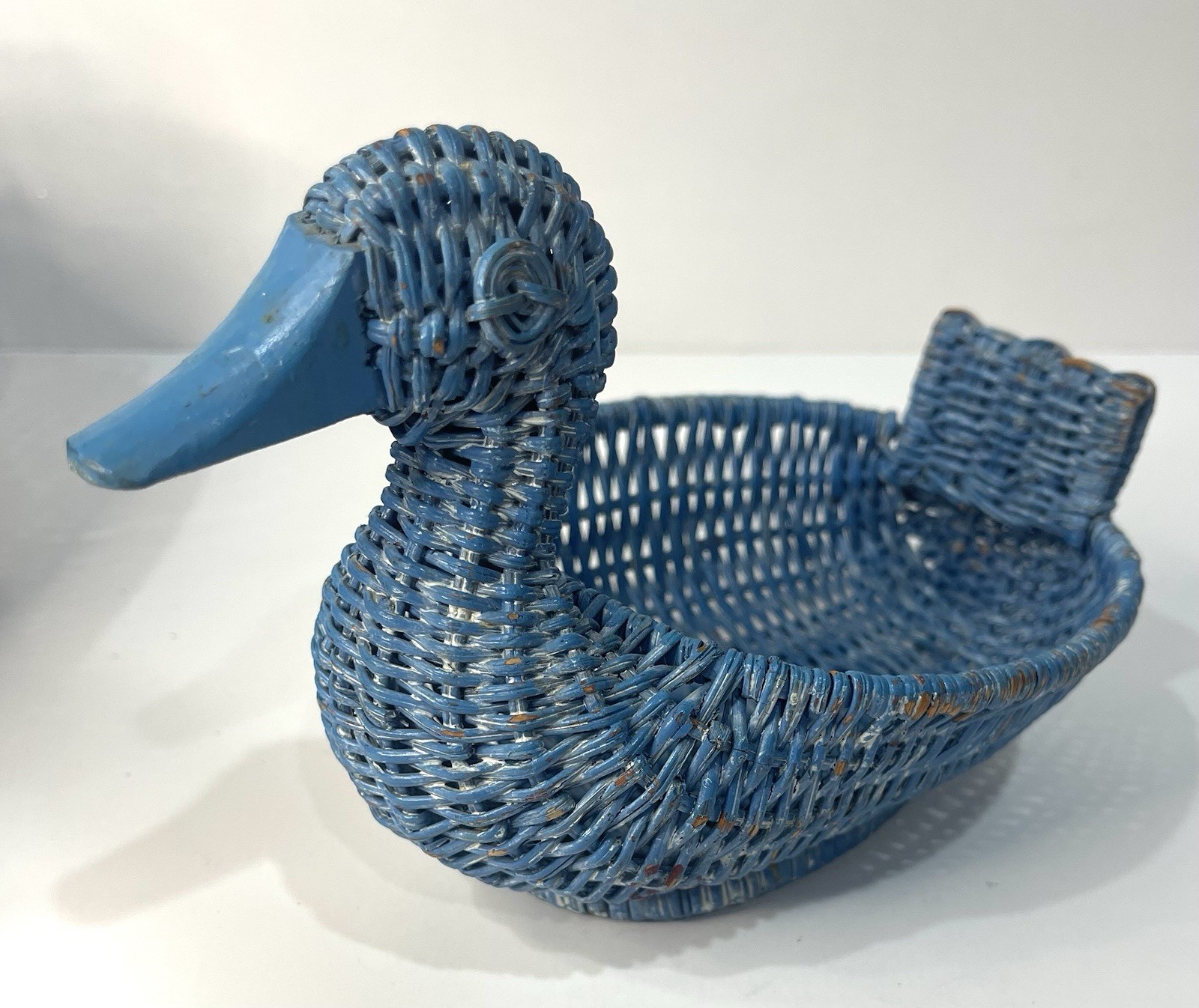 Vtg Ducks-2 Wicker Rattan Basket Wooden Beak 1 HOMCO cottagecore Farmhouse