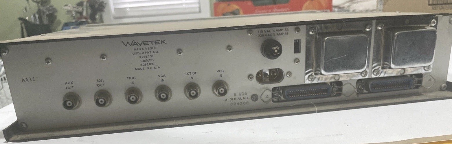 Wavetek Model 154 Programmable Waveform Generator Powers On Vintage Lab Test