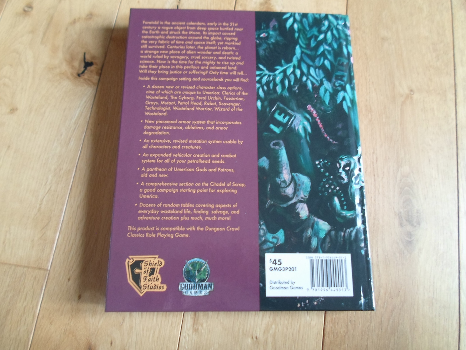 DCC Umerican Survival Guide Hardback (NEW/MINT)