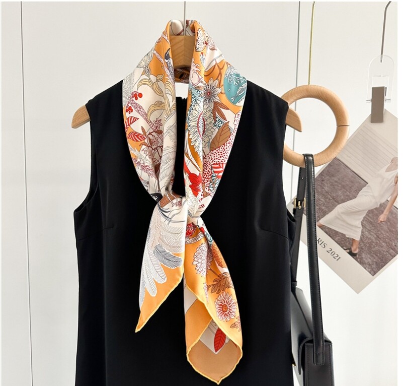 Pure 18 Momme Twill Silk Wrap Scarf Bandanna paradise Print Square Shawl 35’’new