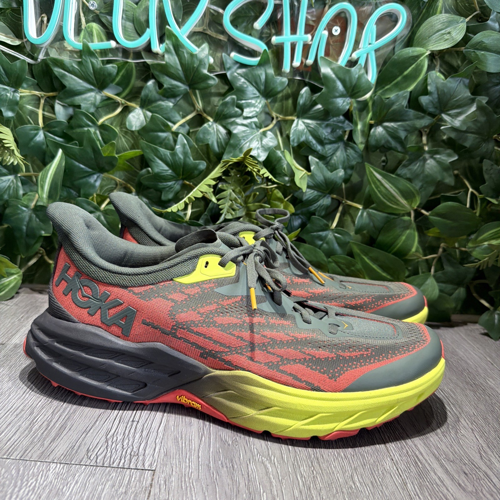HOKA Speedgoat 5 Thyme/Fiesta Cushioned Trail Running Shoes Men’s US Size 12 D