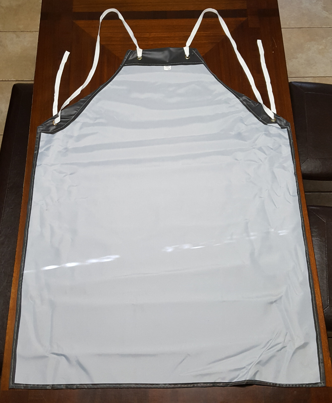 Ansell AlphaTec 56-402 Neoprene Apron