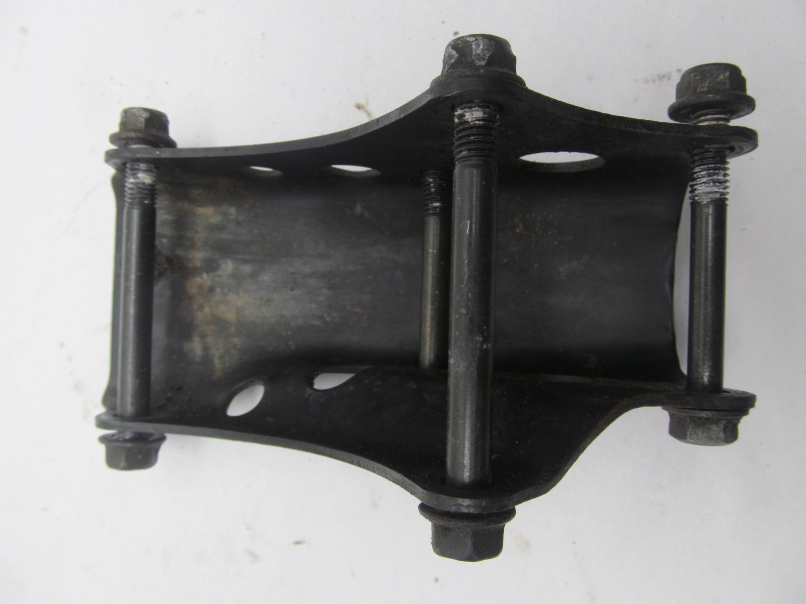 1984 SUZUKI DR125 DR 125 LOWER ENGINE BRACKET