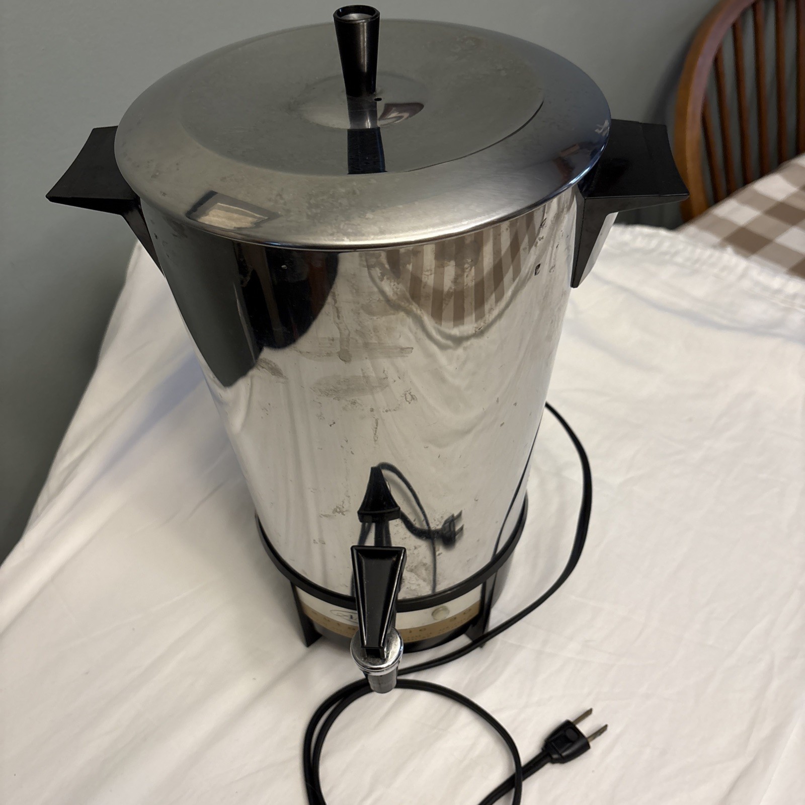 VTG AMC Automatic 30 Cup Automatic Electric Coffee Maker Percolator