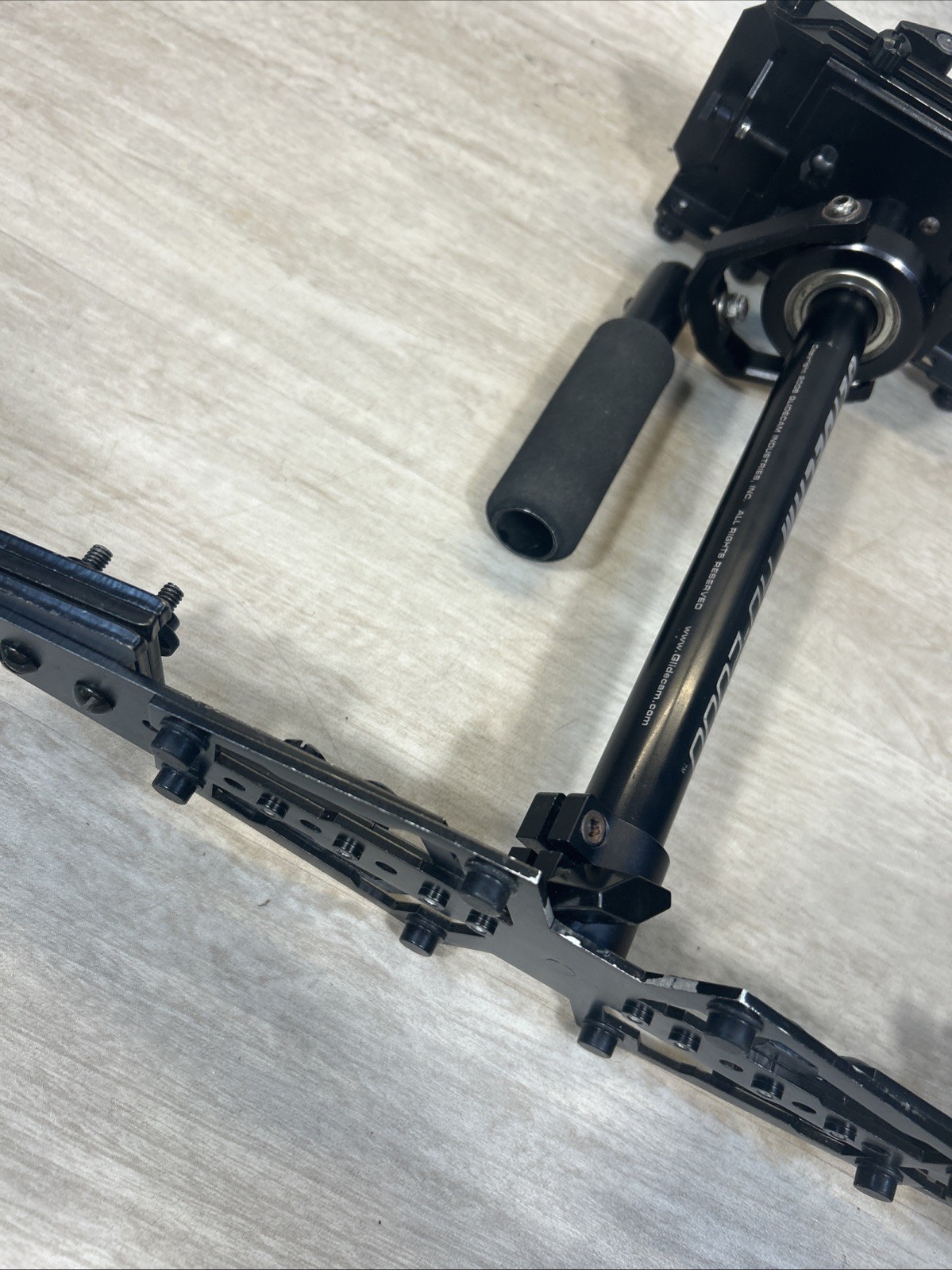 Glidecam HD-2000 Camera Stabilizer w/ Quick Release System W Weights