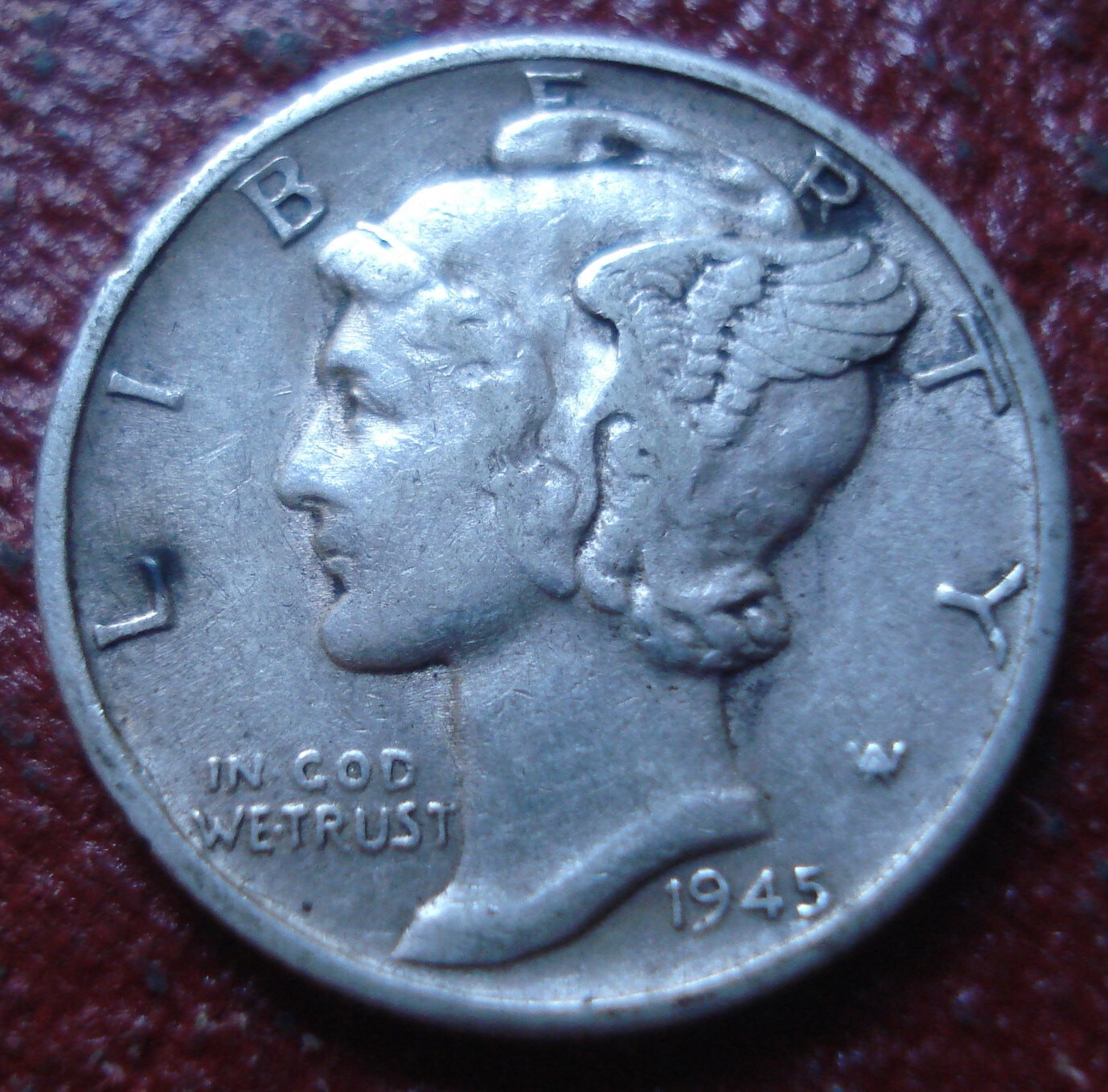 1945-S MICRO S MERCURY DIME IN VF-EF CONDITION